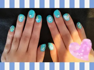 ネイル ネイル＆フラワーサロン〜Ri✦hiro〜鳥栖店所属・HIRATA RIEのネイルデザイン