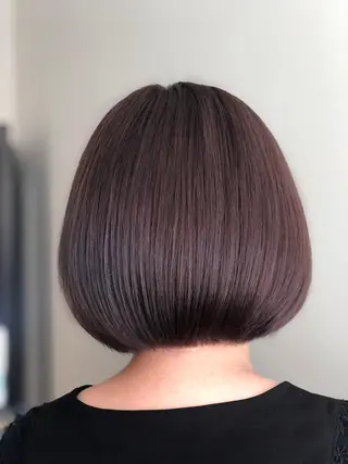 ショート カラー 嶌田 沙紀のヘアスタイル