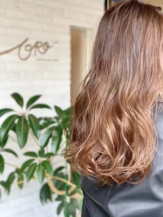 ロング カラー パーマ ヘアアレンジ 新店舗ORO塚口店 駅から徒歩4分🚶のヘアスタイル