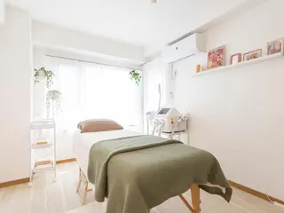 ハーブピーリング /毛穴ケア/脱毛/韓国ツヤ肌専門店【HARU.】所属・韓国ツヤ肌ピーリング ハーブ脱毛HARU.のエステ・リラクイメージ