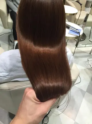 カラー アンダーバーホワイト_WHITE所属・_WHITE芝本 賢吾【天王寺店】のヘアスタイル