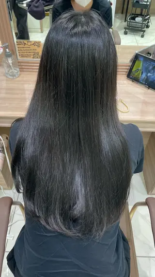 セミロング ハイトーン募集中 💜✝️荒川優輝のヘアスタイル