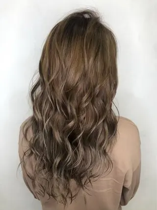 ミディアム 暖色🍒艶カラー✨️ コウセイのヘアスタイル