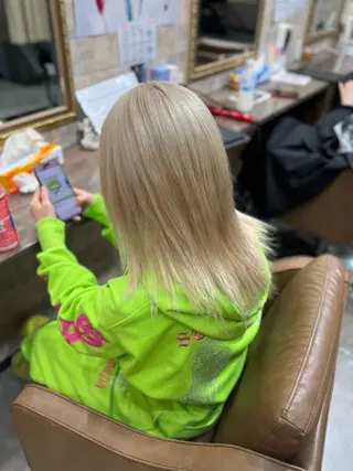 ミディアム Arphy/ /のヘアスタイル