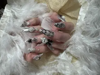 ネイル DEMAIN- 🌹のネイルデザイン