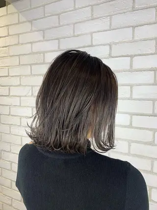 ミディアム カラー she2.shinjuku所属・takumi Hのヘアスタイル