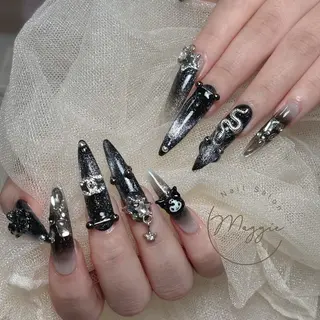 ネイル Maggie. Rのネイルデザイン