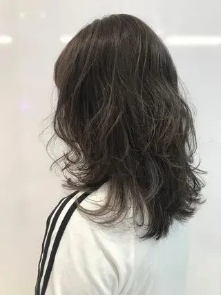 ミディアム ハッシュカット/ハイ トーン/MANAMIのヘアスタイル