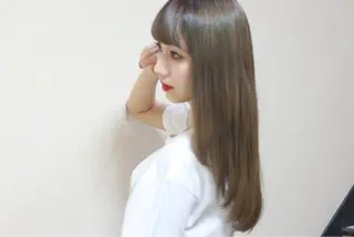 ロング 透明感カラー・ 髪質改善🩵イケダのヘアスタイル