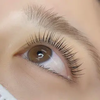 マツエク・マツパ LULU昭島所属・チヒロ Eyelistのマツエク・マツパデザイン