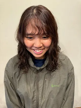 ミディアム パーマ 青海 サヤのヘアスタイル