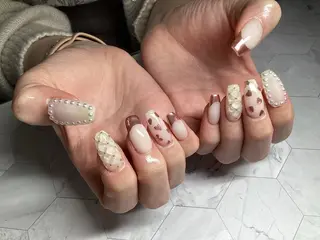 ネイル 渋谷　Laugh 8301のネイルデザイン