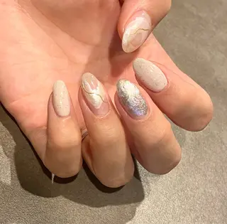 ネイル Latour onagiのネイルデザイン