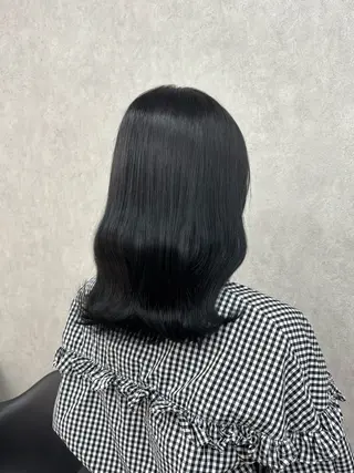 セミロング カラー 倉澤 愛理のヘアスタイル