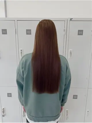 ロング 相田 絢音のヘアスタイル