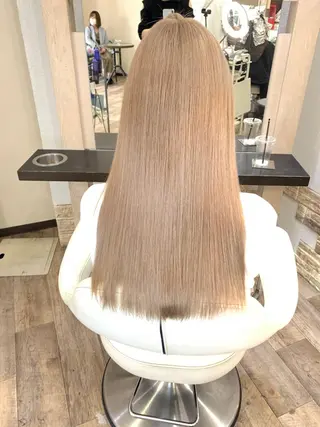 ロング レディース専用🌷咲 の垢抜けブリーチ部屋のヘアスタイル