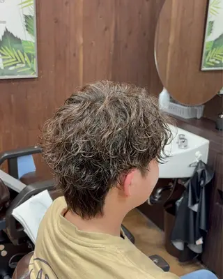 ミディアム パーマ メンズ La Neige所属・【メンズ専門 モデル募集中】のヘアスタイル