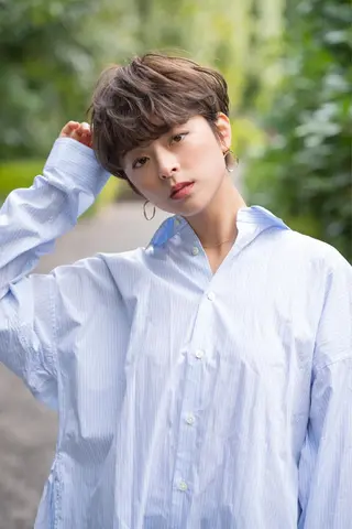 ショート カラー 🉐レイヤー/塩見 弘樹🉐渋谷のヘアスタイル