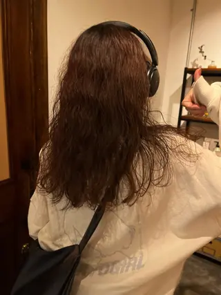 ロング パーマ 金井 美悠のヘアスタイル