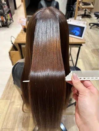 ロング 太田 鈴佳のヘアスタイル