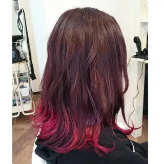 セミロング ヘアアレンジ カラー グラデ❣️インナー 派手髪Fumiyoのヘアスタイル
