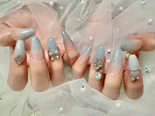 ネイル nagisa 🍀のネイルデザイン