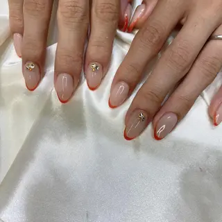 ネイル 西岡 杏のネイルデザイン