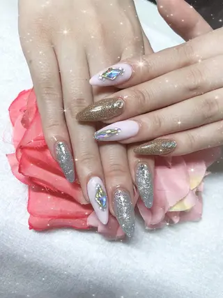ミディアム ネイル 《LB》ラブリエ Nail&eyeのマツエク・マツパデザイン