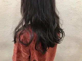 ロング カラー ENIF ヤマグチアツコのヘアスタイル