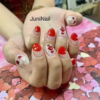ネイル JuniNail 주니네일🇰🇷suのネイルデザイン