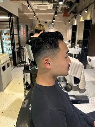 ショート FRANK’S BARBE(E)R THE STAND.所属・飯田橋メンズカット 高橋琴音のヘアスタイル