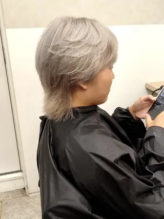 メンズ カラー たつや/ハイトーン/ バレイヤージュ/寒色のヘアスタイル