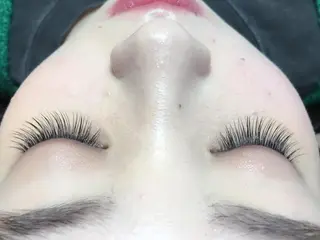 マツエク・マツパ サクラブロウ 大阪駅前第4ビルのマツエク・マツパデザイン