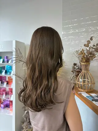 ロング カラー sol Amiのヘアスタイル