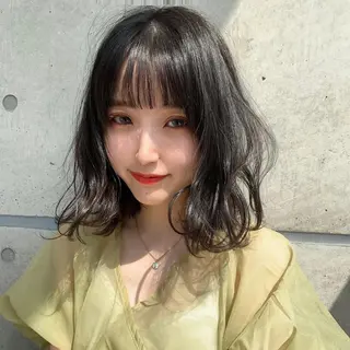 セミロング カラー ヘアアレンジ 🩵色落ち可愛い 寒色カラー🩵のヘアスタイル