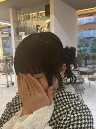 セミロング Iris by artina 武蔵小杉店【イリス バイ アルティナ】所属・🎼レイヤー/顔周り カット/nene♬のヘアスタイル