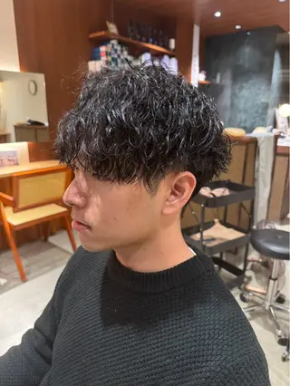 メンズ itsuki ／ 曲がる縮毛矯正のヘアスタイル