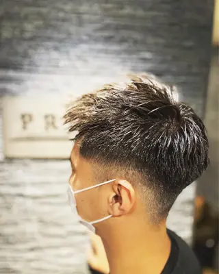 ショート プレミアムバーバー新宿店所属・⚡️メンズ特化⚡️ 倉林 隼大のヘアスタイル