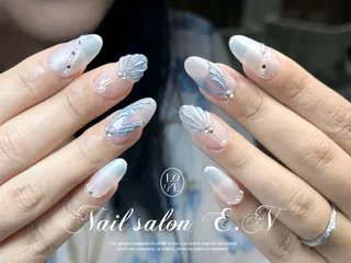 ネイル E.N🦋 長さ出し/持ち込みのネイルデザイン