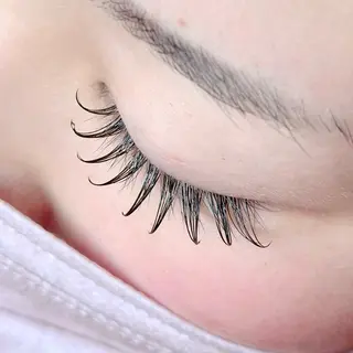マツエク・マツパ ella所属・ella eyelashのマツエク・マツパデザイン