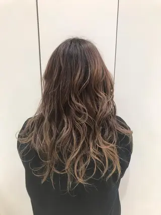ロング カラー メンズスタイリスト 真栄平有希のヘアスタイル