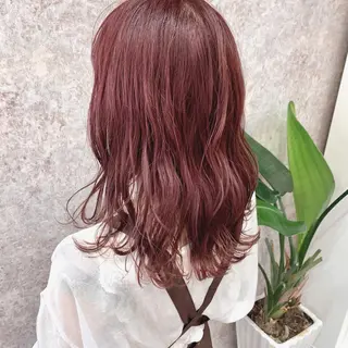 セミロング カラー 明石遼/ベージュ / ピンクのヘアスタイル