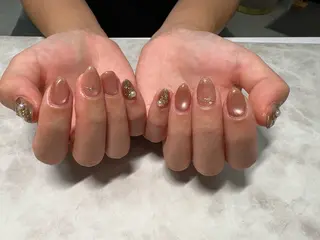 ネイル レ ティリンのネイルデザイン