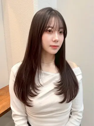 ロング 小林 美月  透明感カラーのヘアスタイル