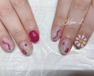 カラー ネイル 芦辺 香奈のネイルデザイン