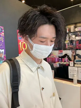 ショート パーマ メンズ メンズヘア特化 崎田 成人のヘアスタイル