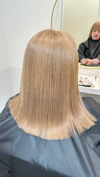 セミロング カラー Eleanor枚方店 店長　飛鳥　薫のヘアスタイル