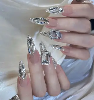 ネイル AB マツエクネイルサロンのネイルデザイン