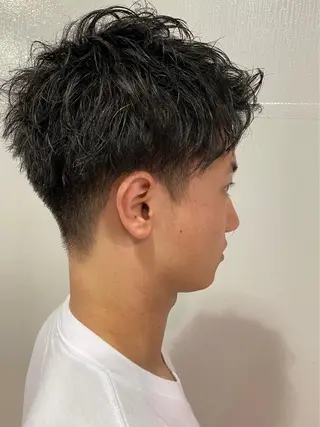 ショート メンズ プレミアムバーバー新宿店所属・新宿駅近！ 💈口コミ多数✨のヘアスタイル