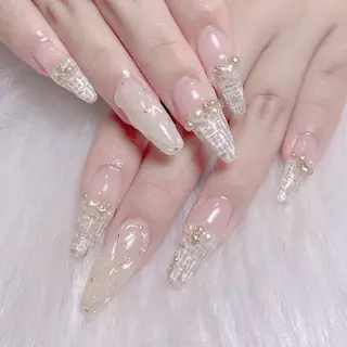 ネイル Mari 🎀六月移転のネイルデザイン